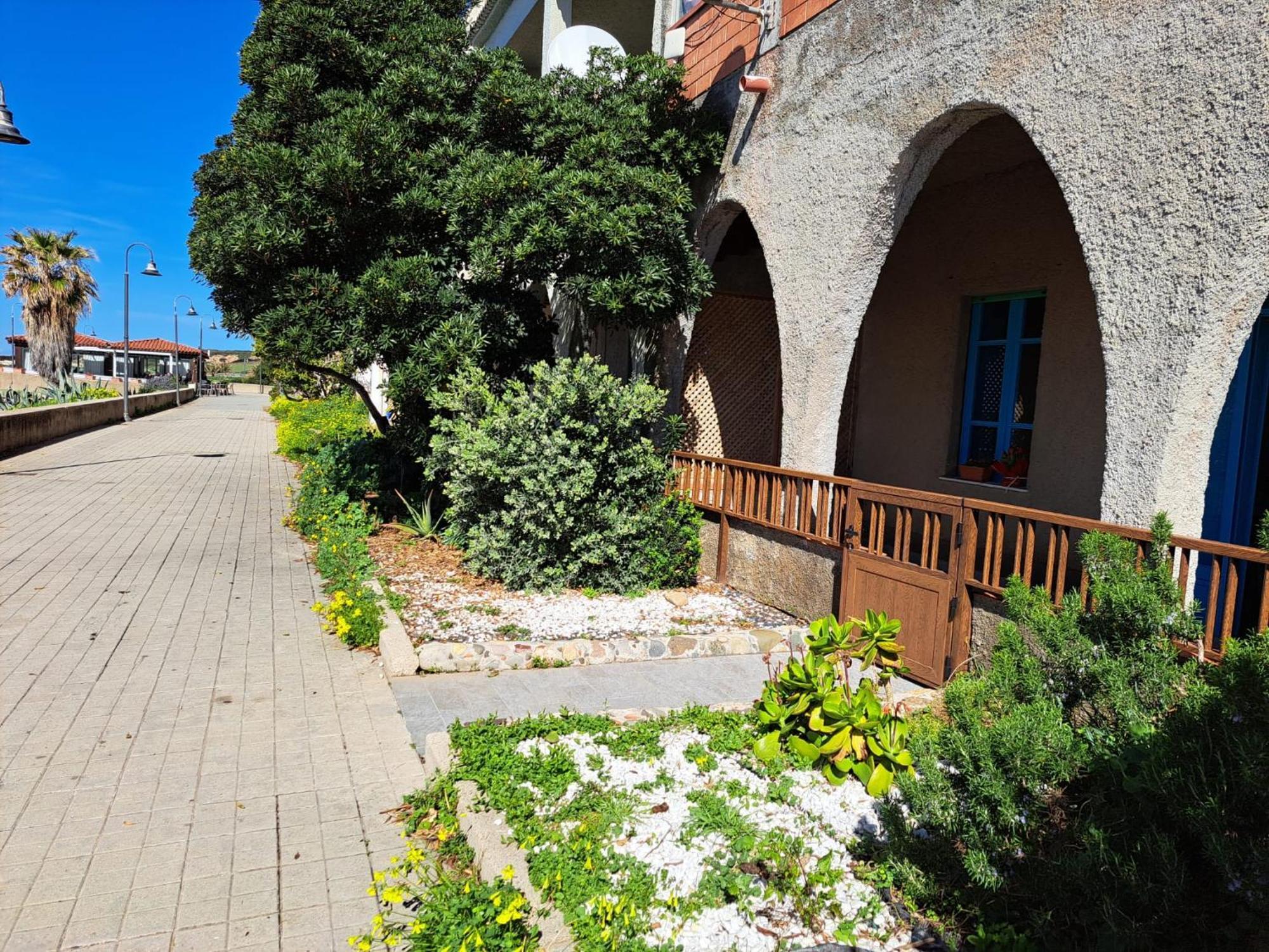Apartmán Lungomare Chess S'archittu Cuglieri Exteriér fotografie